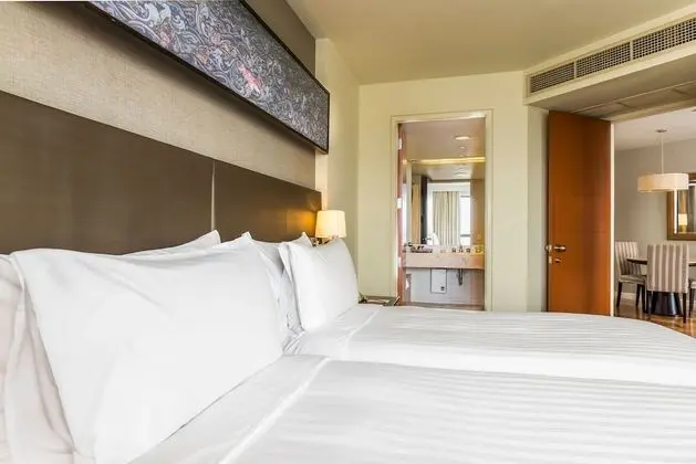 Grand Deluxe 1-Bedroom Twin