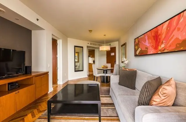 Grand Deluxe 1-Bedroom Twin