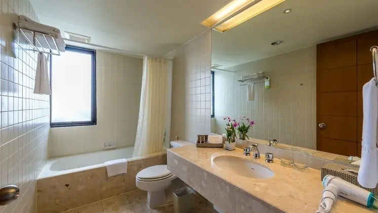 Grand Deluxe 3-Bedroom Twin