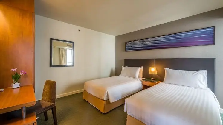 Grand Deluxe 3-Bedroom Twin