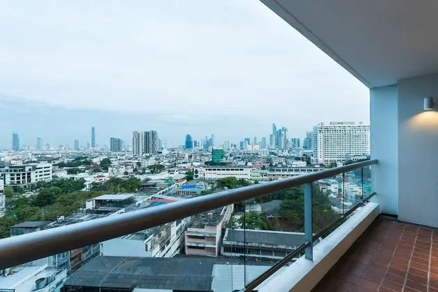 Grand Deluxe 3-Bedroom Twin