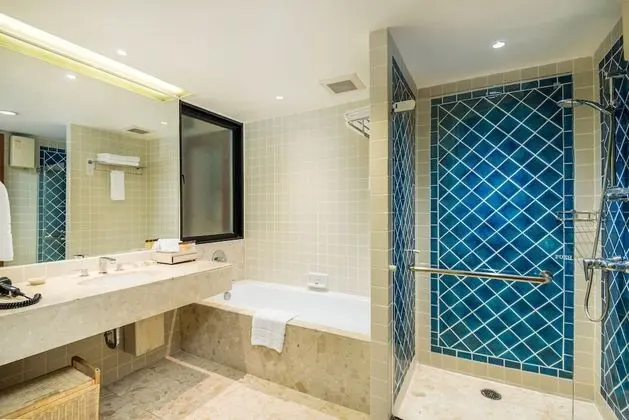 Grand Deluxe 3-Bedroom Twin