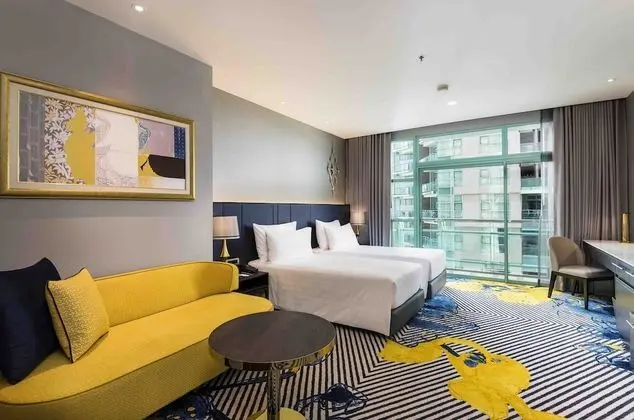 Grand Deluxe Room City View Twin Bed