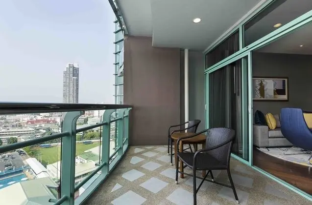 One Bedroom Suite City View King Bed