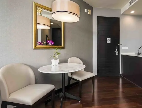 One Bedroom Suite City View Twin Bed