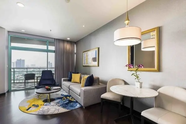 One Bedroom Suite City View Twin Bed