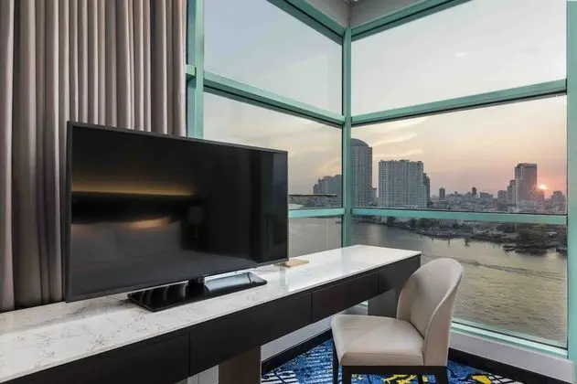 One Bedroom Suite River View Twin Bed
