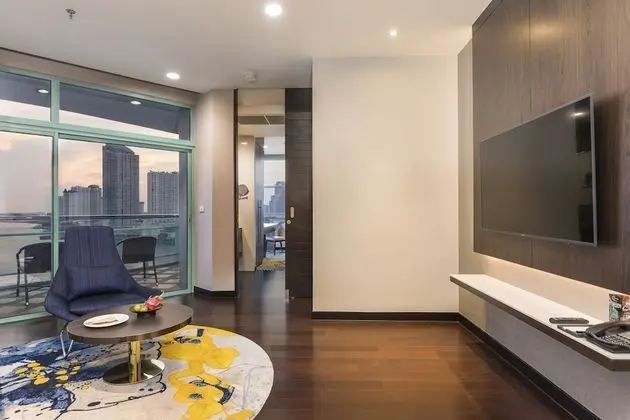 One Bedroom Suite River View Twin Bed