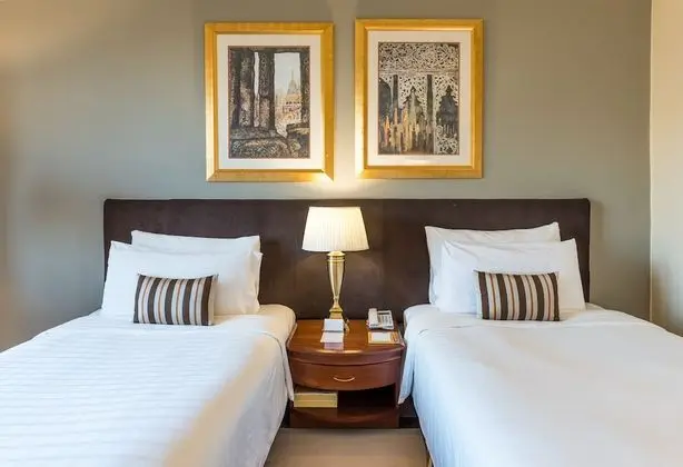 Deluxe City View King Bed