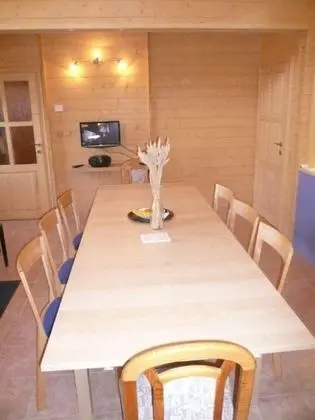 Comfort Dağ Evi, 3 Yatak Odası, Veranda, Havuz Kenarı (1)