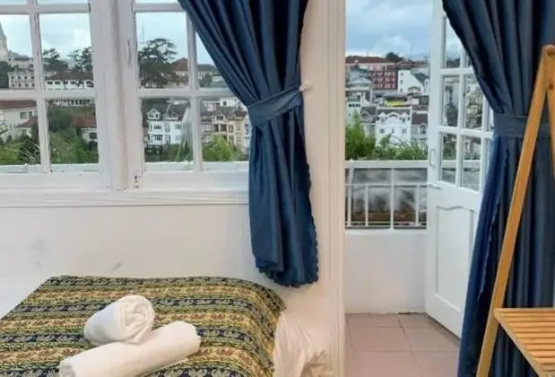 Family Oda, Şehir Manzaralı