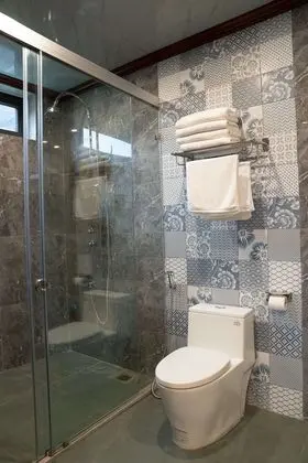 Deluxe Dört Kişilik Oda