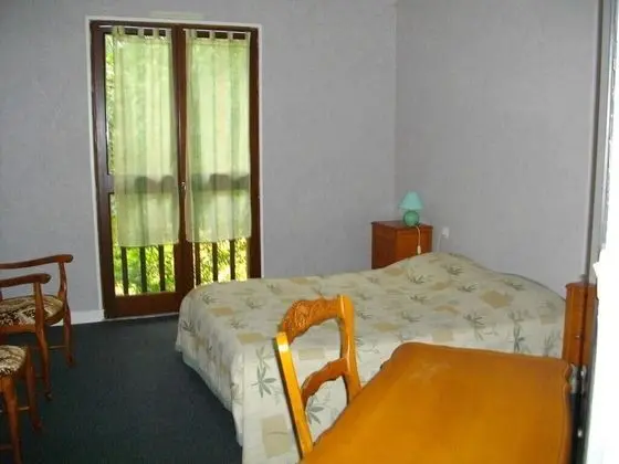 Tek Büyük Yataklı Oda (1)