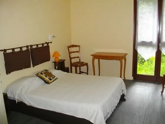 Tek Büyük Yataklı Oda (2)