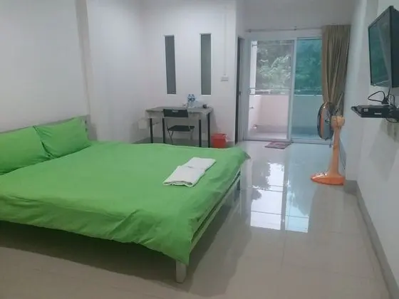 Standard Tek Büyük Yataklı Oda