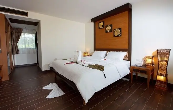 Deluxe Tek Büyük veya İki Ayrı Yataklı Oda, Bahçe Manzaralı