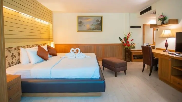 Deluxe Tek Büyük veya İki Ayrı Yataklı Oda, Bahçe Manzaralı