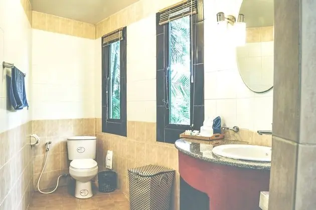 Superior Villa, 1 En Büyük (King) Boy Yatak, Balkon (Superior Regency Villa)
