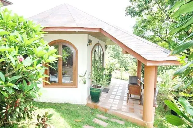 Superior Oda, 1 En Büyük (King) Boy Yatak, Balkon, Bahçe Manzaralı (Grand Executive Jacuzzi Villa)