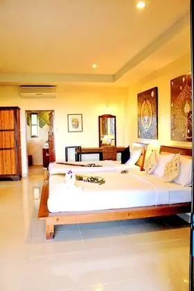 Superior Tek Büyük veya İki Ayrı Yataklı Oda, Bağlantılı Odalar (Superior Regency Room)