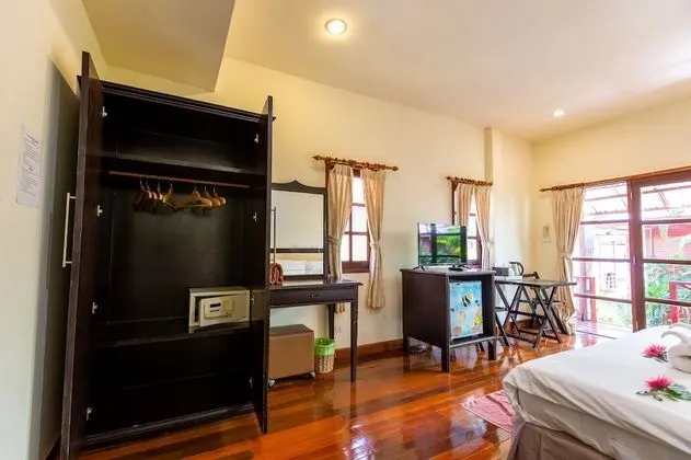 Garden View Bungalow