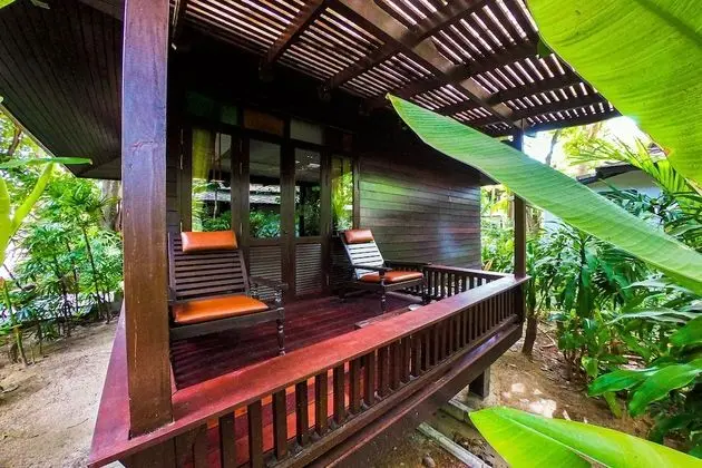Garden Bungalow (Garden View)