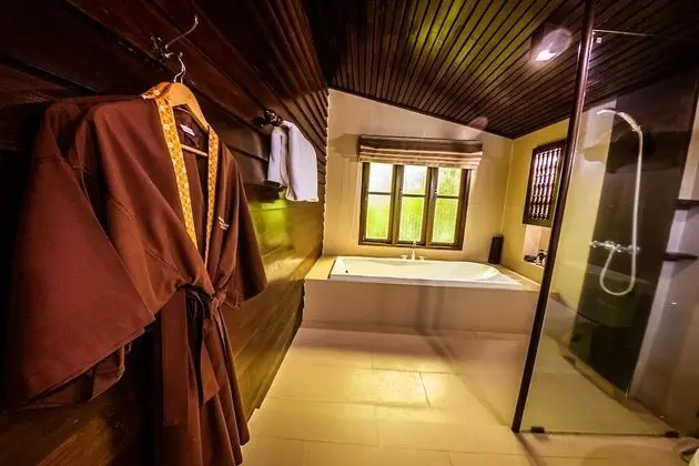 Garden Bungalow (Garden View)