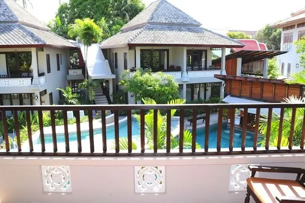 Superior Double (Pool View)