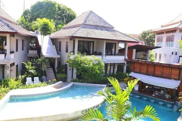 Superior Double (Pool View)