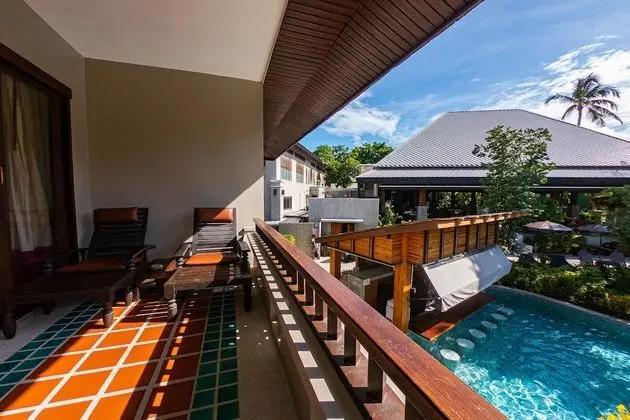 Superior Double (Pool View)