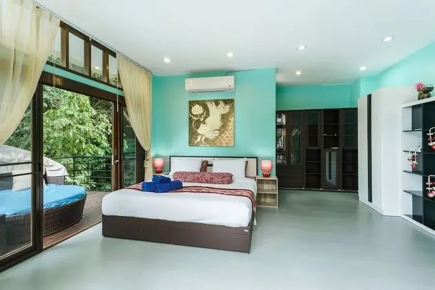 Deluxe Villa