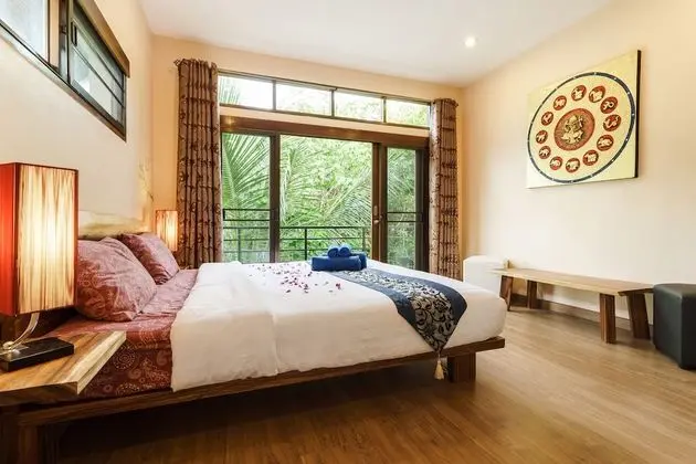 Deluxe Villa
