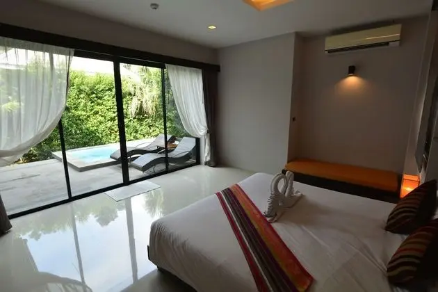 Deluxe Villa, Havuz Erişimli