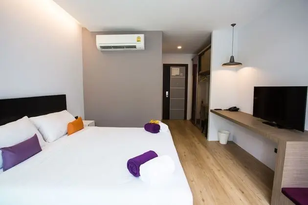 Deluxe Room with Pool View