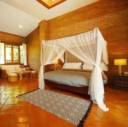 Chayana Jacuzzi Suite