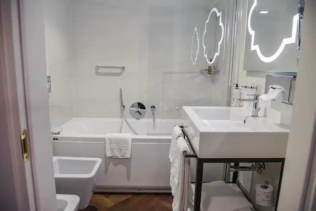 Standard Oda, 1 Çift Kişilik Yatak, Sigara İçilmez