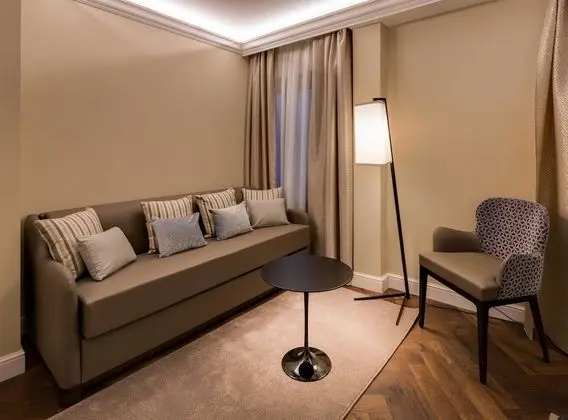 Suite Junior, 1 letto queen, non fumatori (with Single Sofabed)