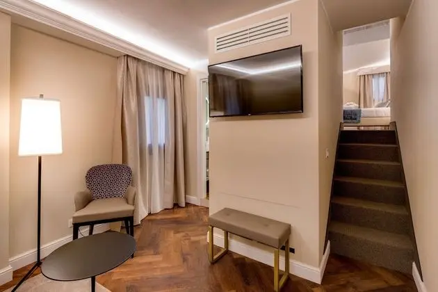 Suite Junior, 1 letto queen, non fumatori (with Single Sofabed)