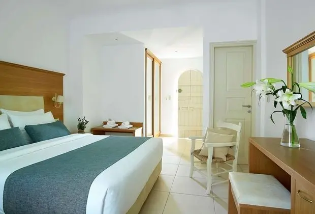 Deluxe Üç Kişilik Oda, Bahçe Manzaralı