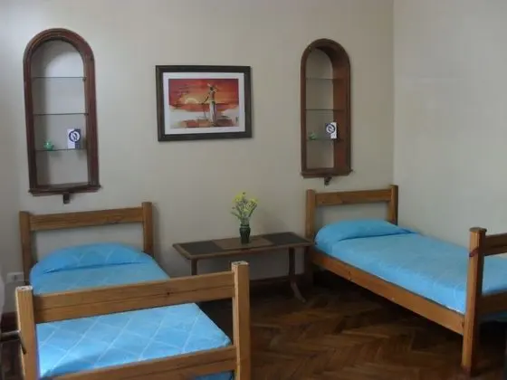 Tek Büyük Yataklı Oda, Ortak Banyo