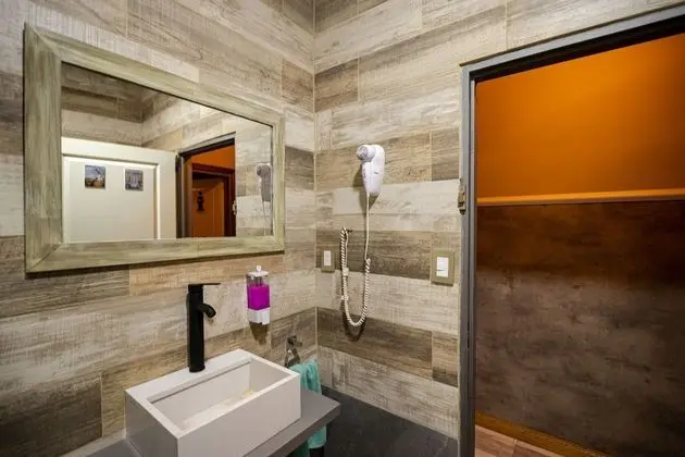 Ortak Ranzalı Oda, Karma Ranzalı Oda, Ortak Banyo (N° 8 - Maradona - 8 People)
