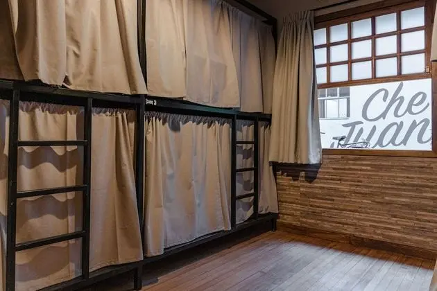 Ortak Ranzalı Oda, Sadece kadınlar için, Ortak Banyo (N°2 - Borges - 6 People)