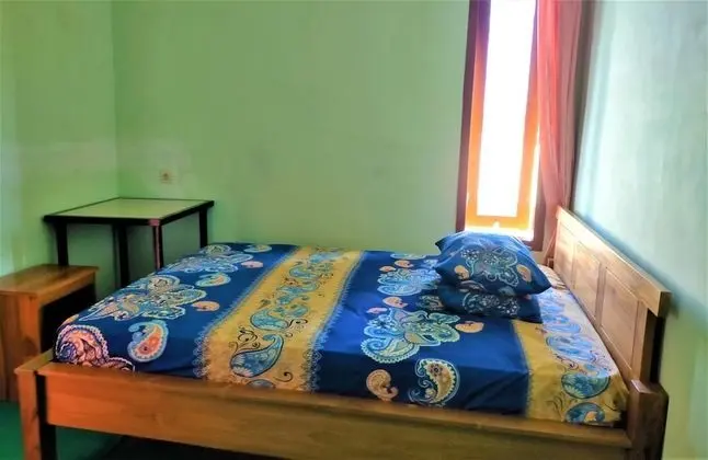 Back Packer Room Non AC