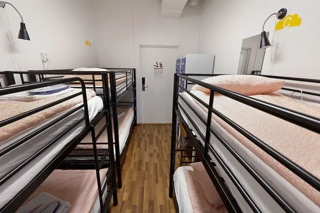 6 Bed Dormitory Shared Bathroom Private Use