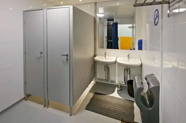 Family Oda, Ortak Banyo
