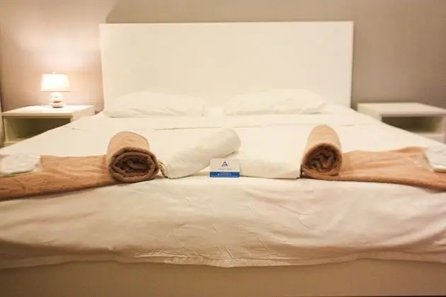 Comfort Tek Büyük Yataklı Oda (Private External Bathroom)