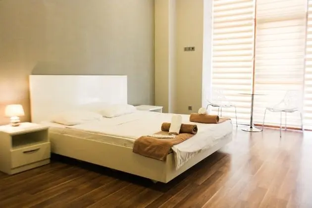 Comfort Tek Büyük Yataklı Oda (Private External Bathroom)