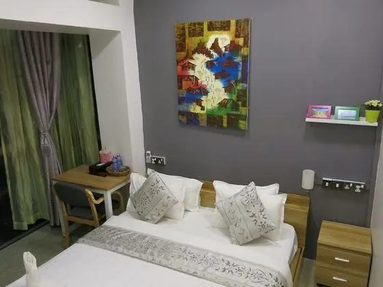 Deluxe Tek Büyük Yataklı Oda