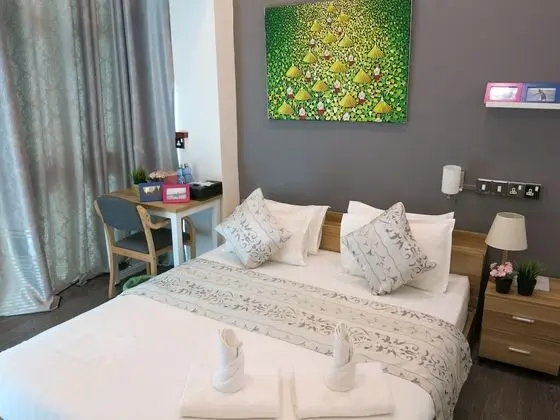 Deluxe Tek Büyük Yataklı Oda