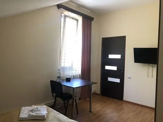 Standard Tek Büyük Yataklı Oda, Bahçe Manzaralı